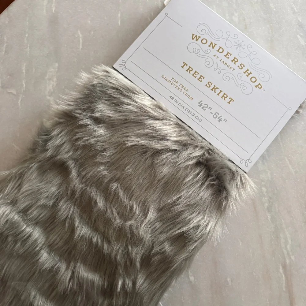 Wondershop Gray Faux Fur Tree Skirt